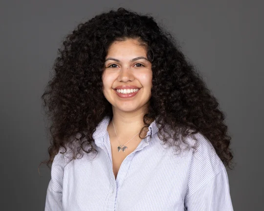 Jaida Nabayan Headshot 6-4-26.jpg