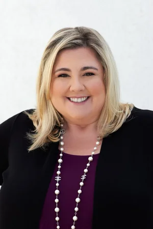 Hennigan, Katherine.jpeg