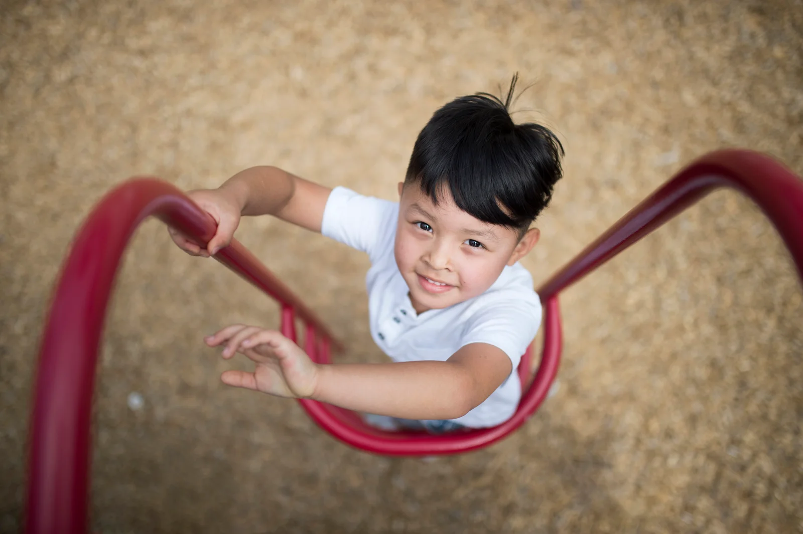 TINY TOTS - San Angeles Park - Looking down on Child with Smile____  GREAT PIC.jpg