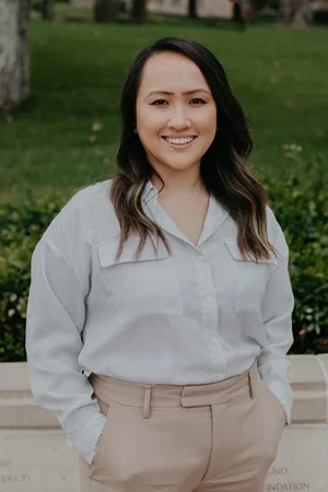 Headshot of Thuy Huynh.