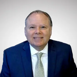 Greg Hellmold headshot photo.