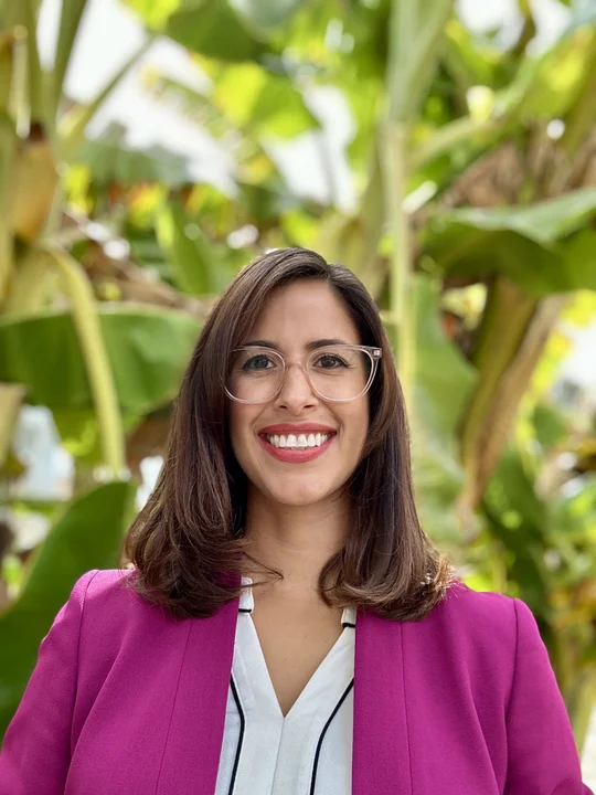 Monica Lomeli headshot.