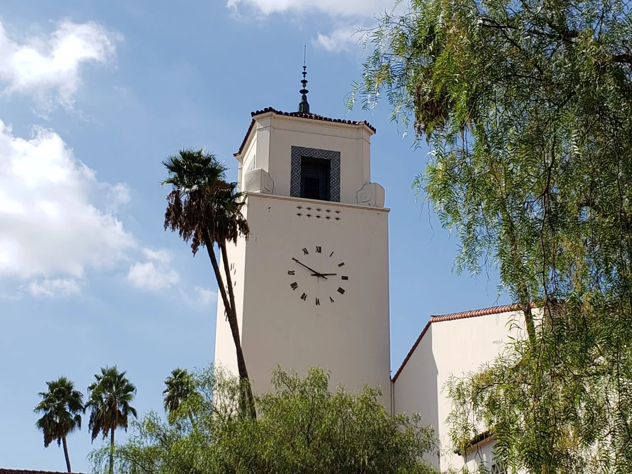 Union-Station-courtyard-shot-of-clock-tower-Sep2019.jpeg