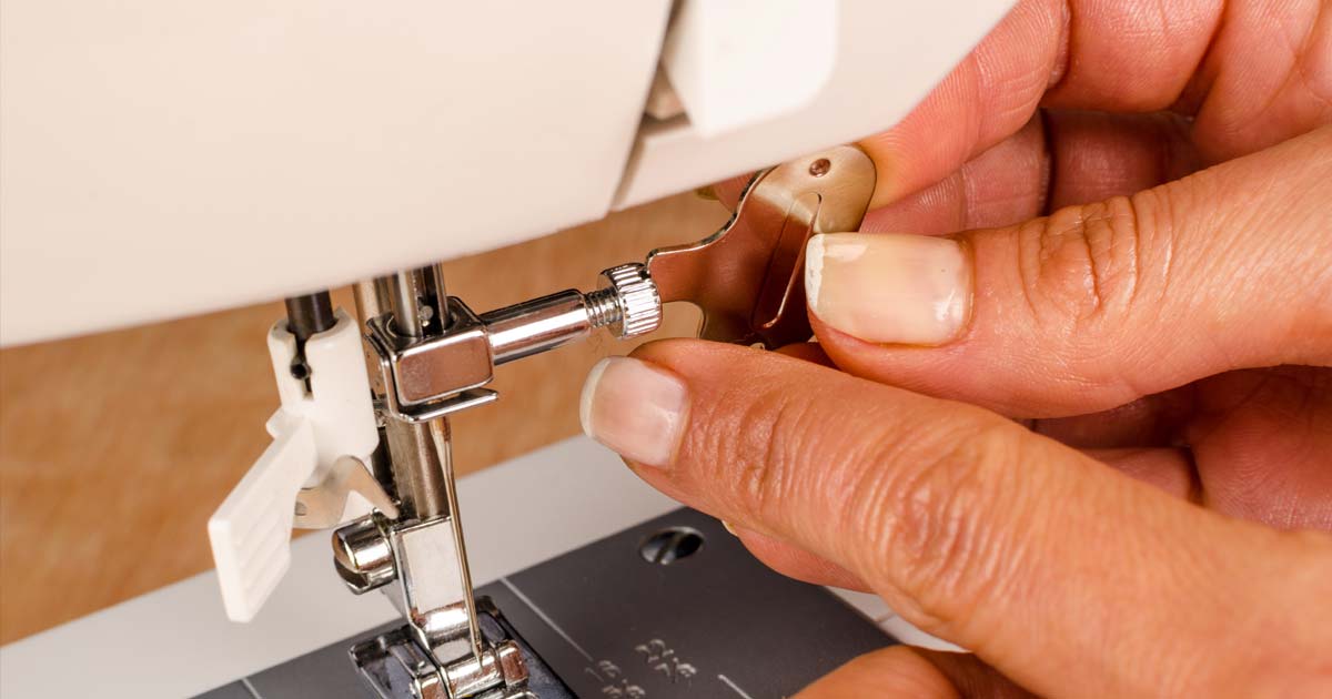 Broken sewing machine : r/sewingmachinerepair