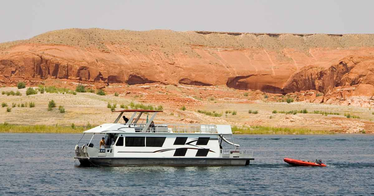 Houseboat Insurance Benefits Match with an Agent Houseboat Insurance Benefits Match with an Agent