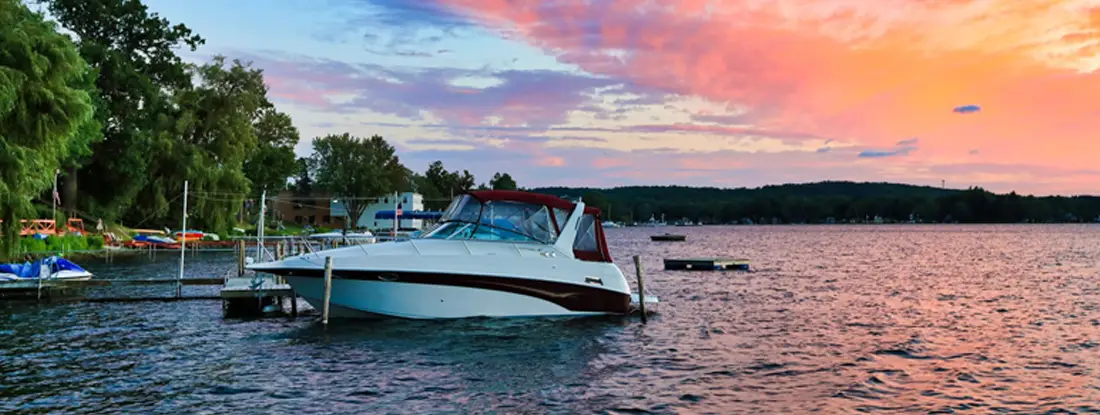Sunsets on Lake Chautauqua are magnificent. Find Missouri Boat Insurance.