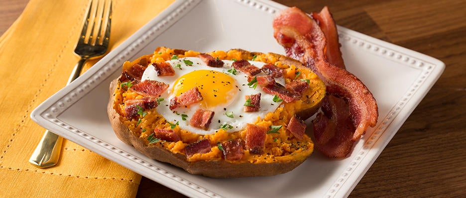 Breakfast Sweet Potato With Bacon | Smithfield