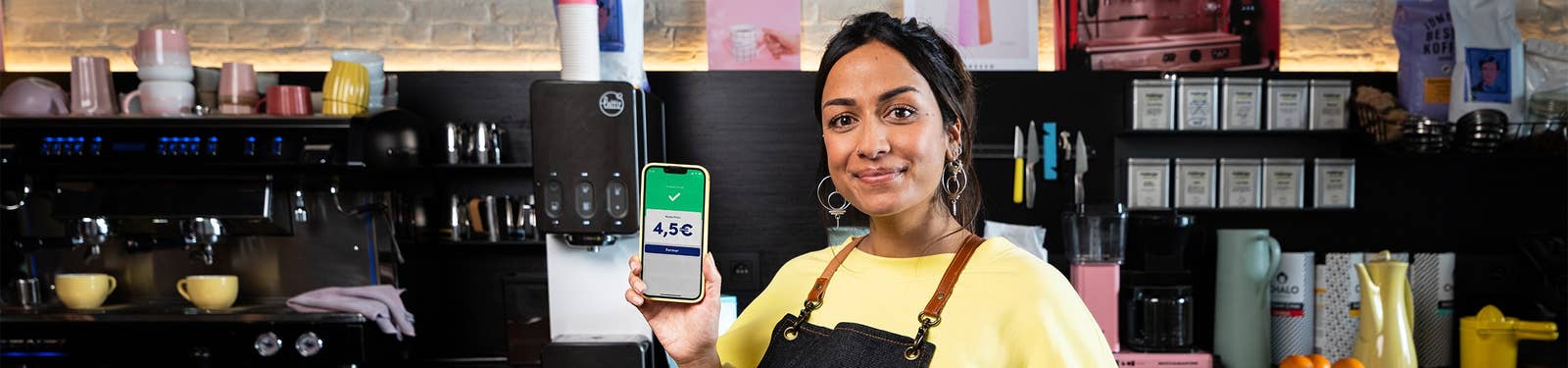 Barista uses Payconiq GO