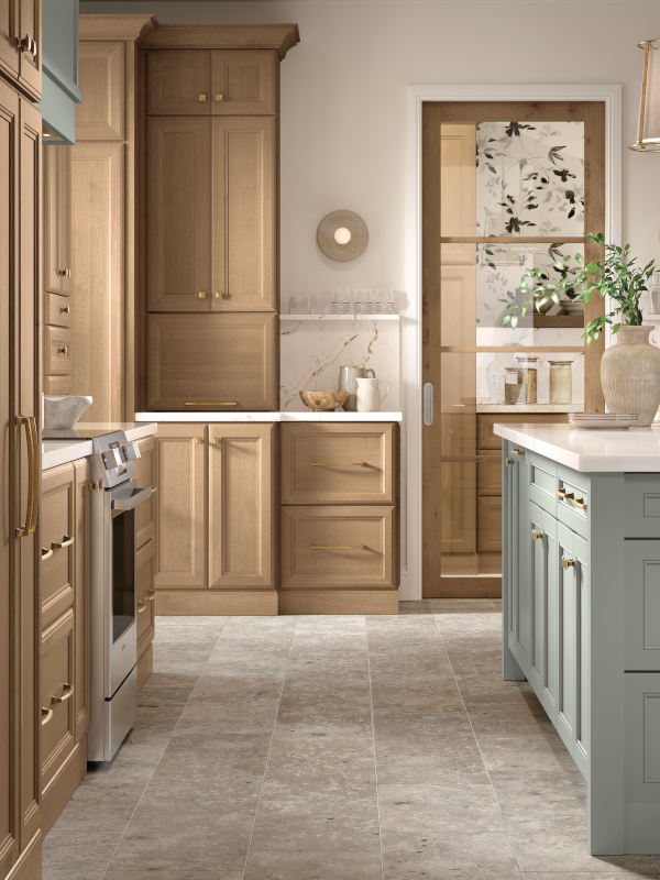 Stained Quartersawn Oak kitchen cabinets with a painted Maple island.