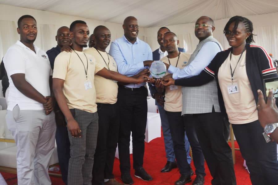 Award with people