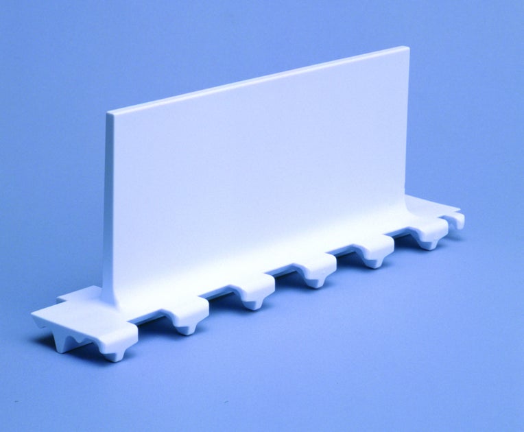 Series 850 Streamline Flights | Belt Finder | Intralox