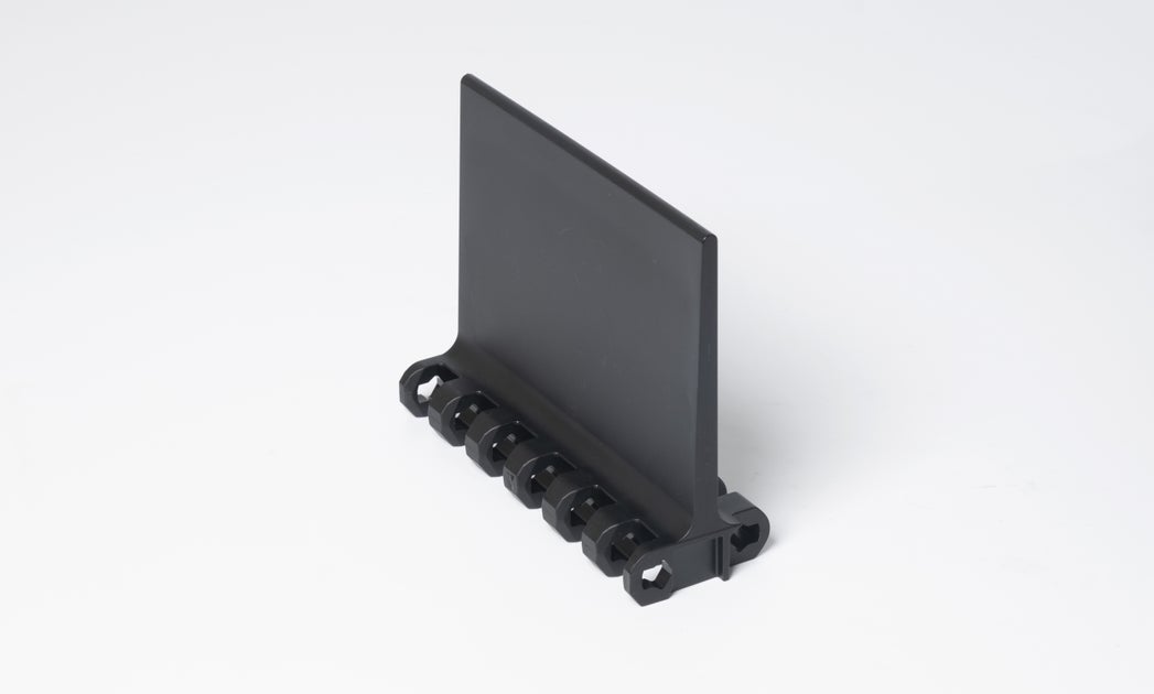 Series 1700 Streamline Flights | Belt Finder | Intralox