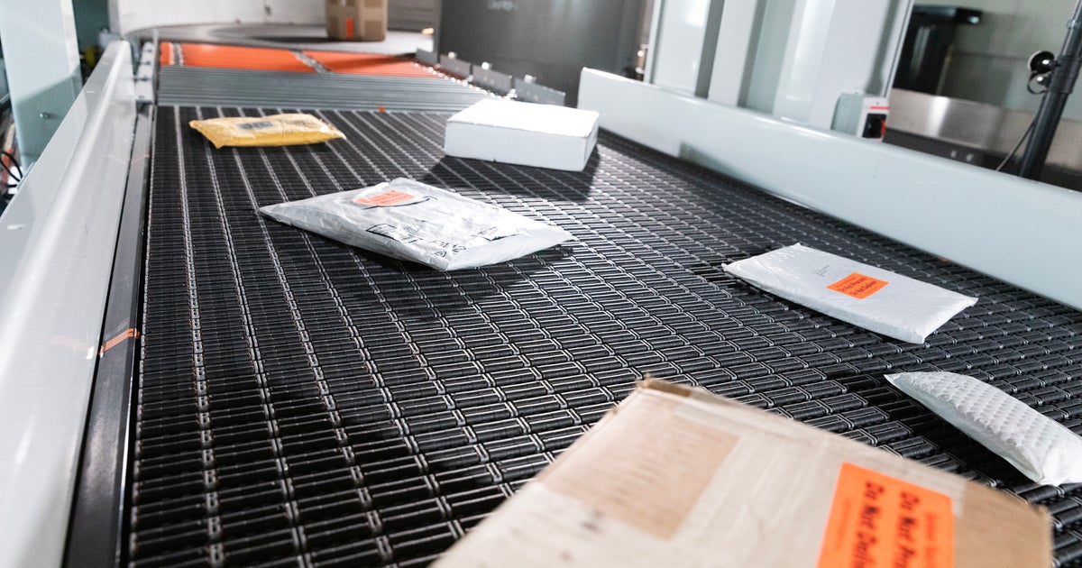 SmartPath Singulator and Gapper | Intralox