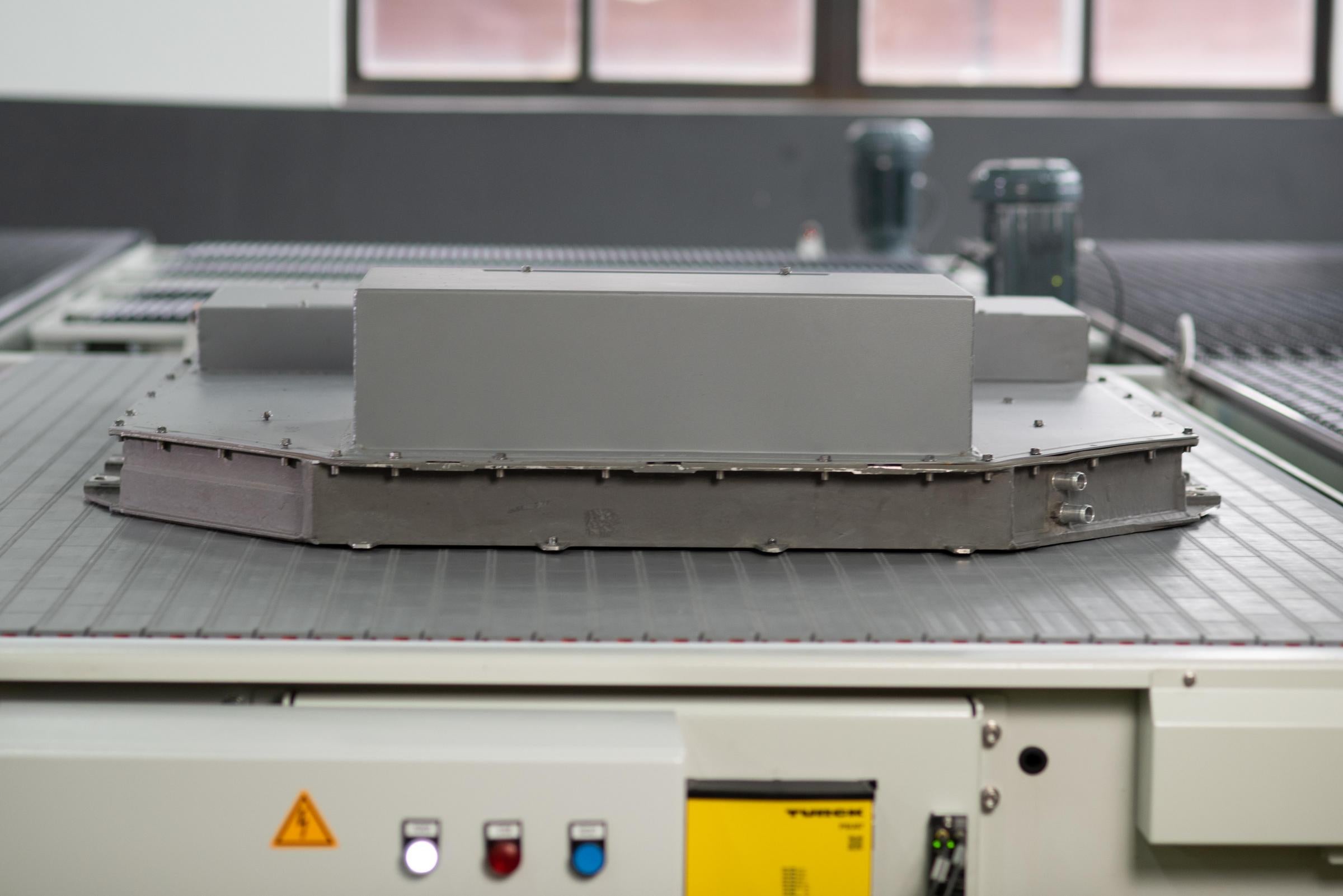 電気自動車バッテリー向けのフラットトップコンベアベルト