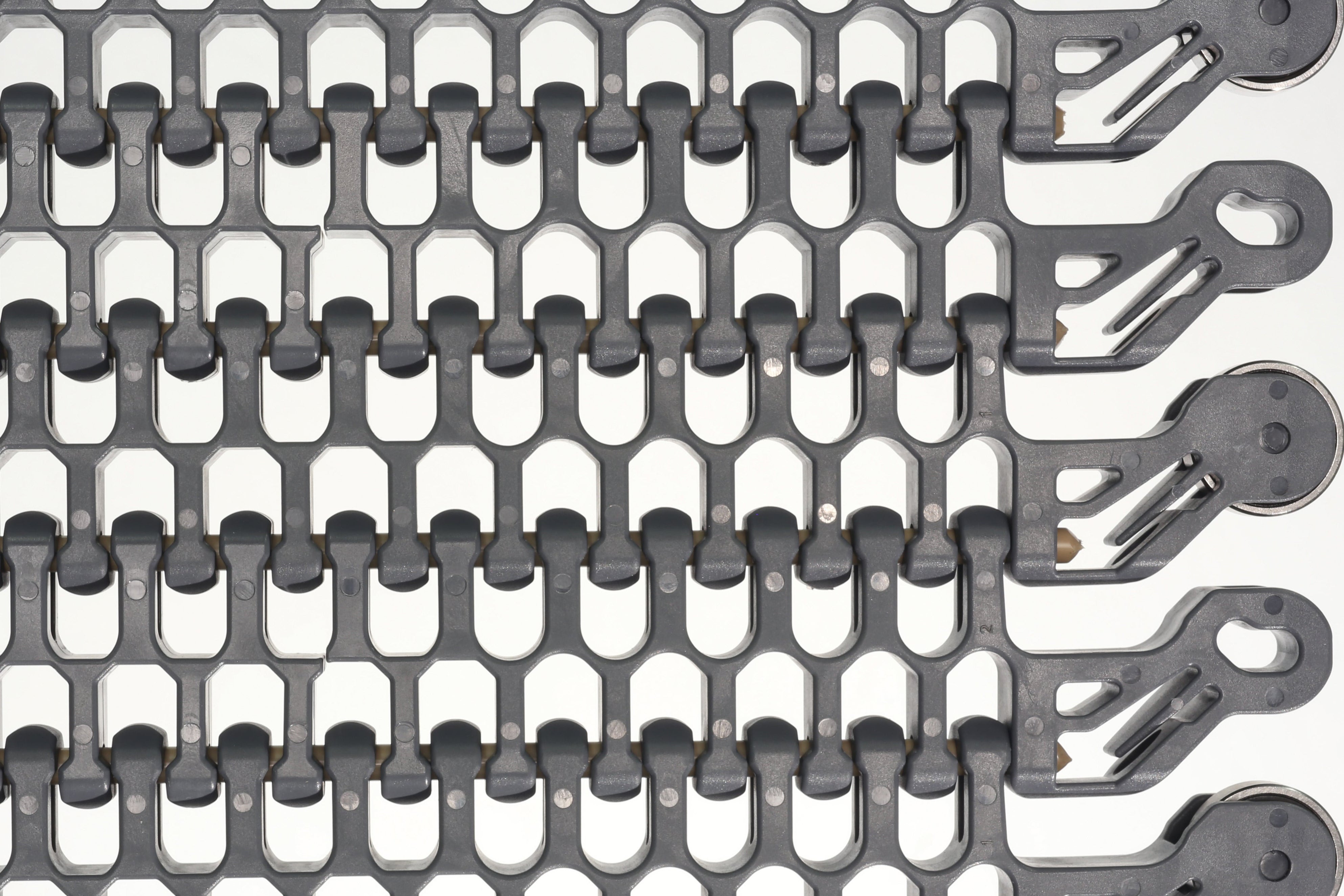 ベルトフロア専用 2400 シリーズ ベルト | ベルトファインダー | Intralox