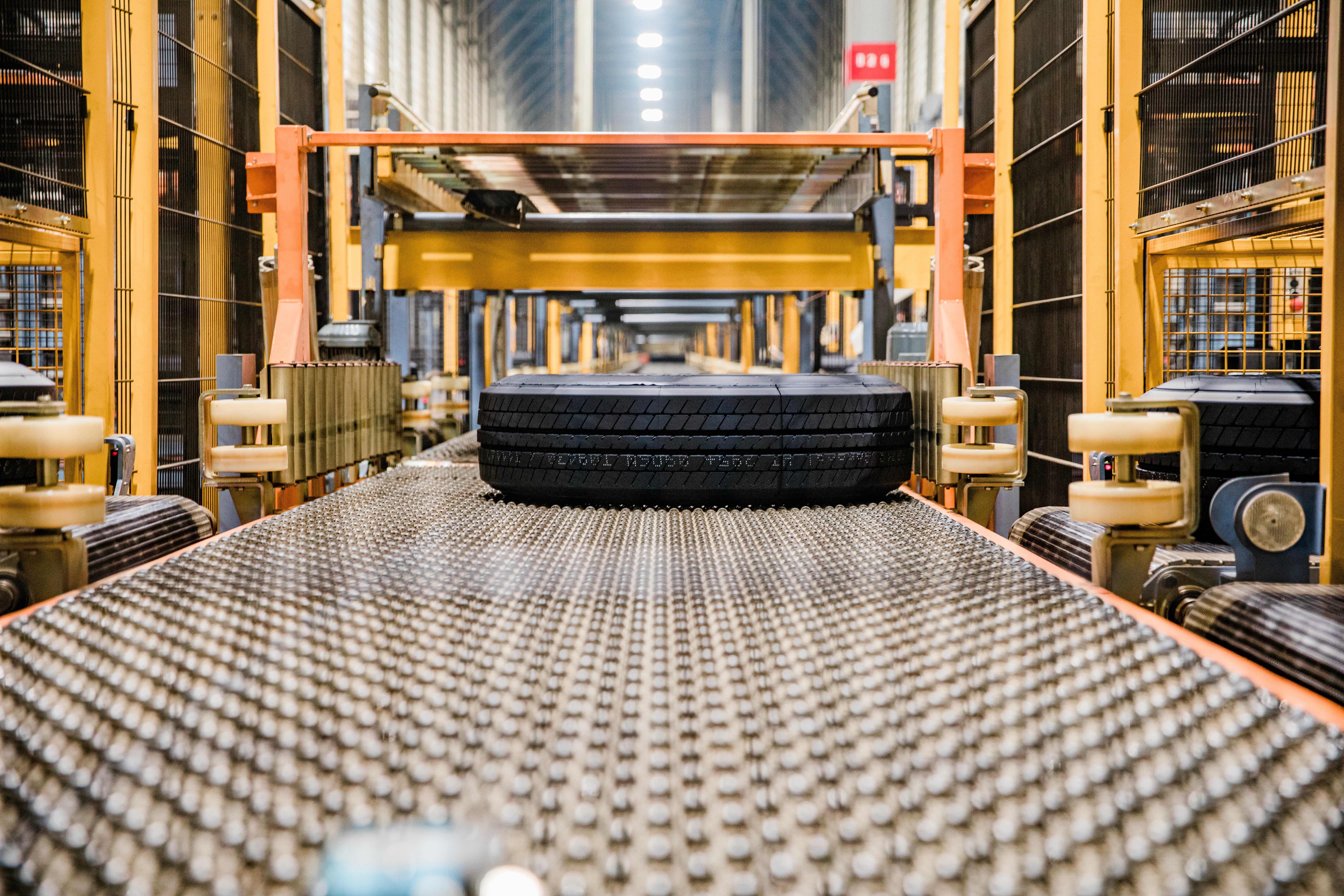 Tire on TRT belt curing line