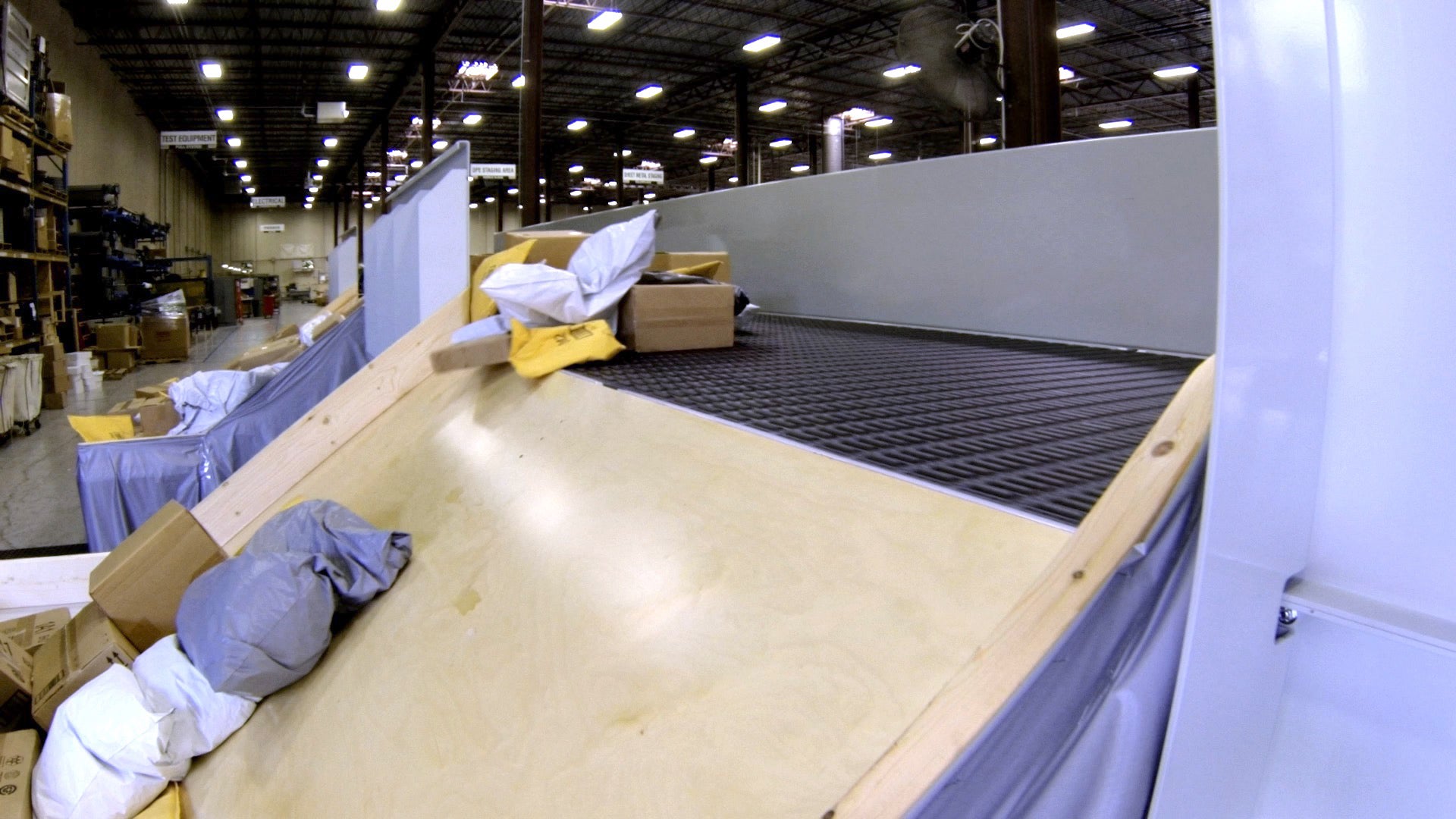 Packages and envelopes on ARB bulk sorter