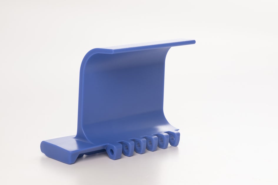 Series 800 Heavy-Duty Edge Scoop Flights | Belt Finder | Intralox