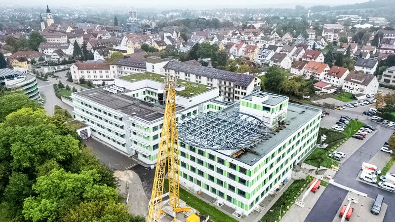 Digital engineering for a complex helicopter platform at a hospital