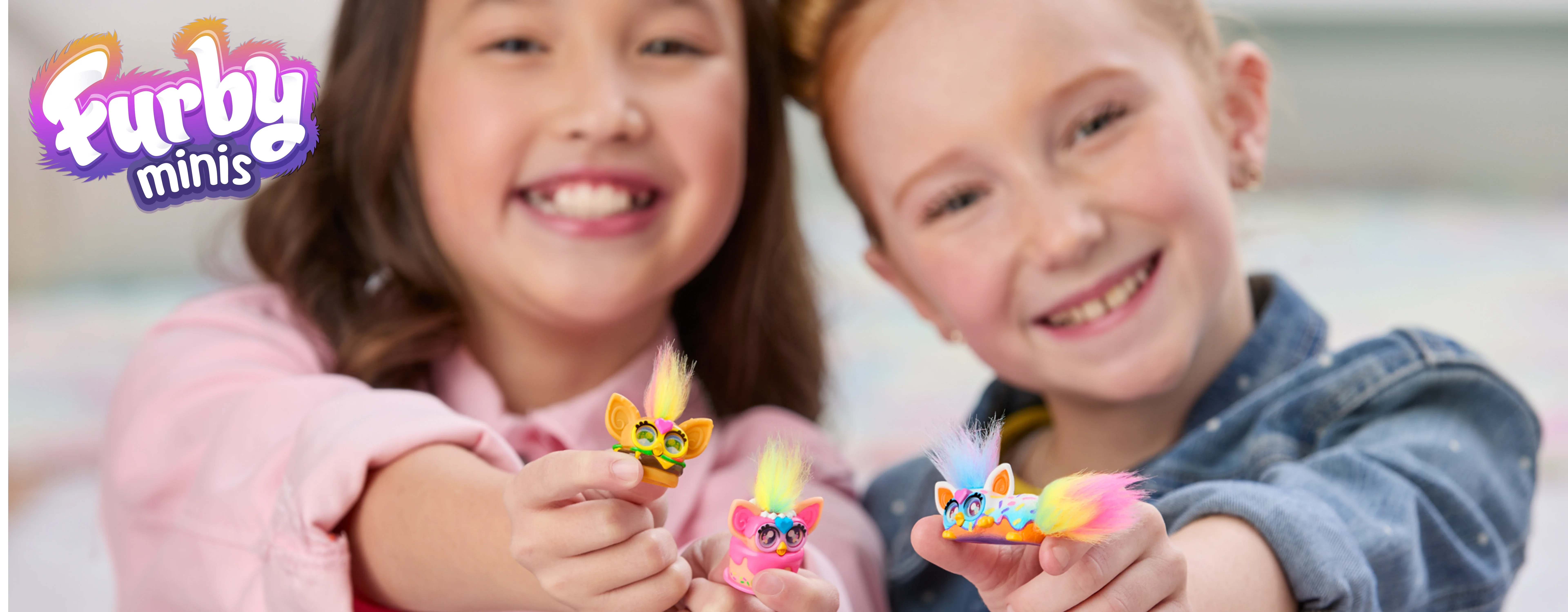 ファービー2 英語版　稼働品　リボン＆ショルダーバッグ＆スプーン付き Furby2/ファービー2・グレー×ブルー×イエロー・英語版 - KNot a