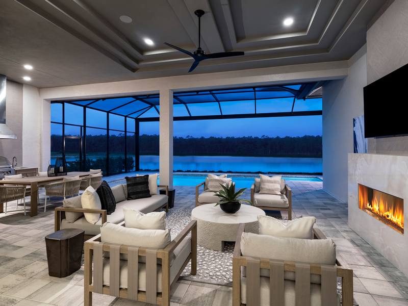 Mayfield Model Outdoor LA.png