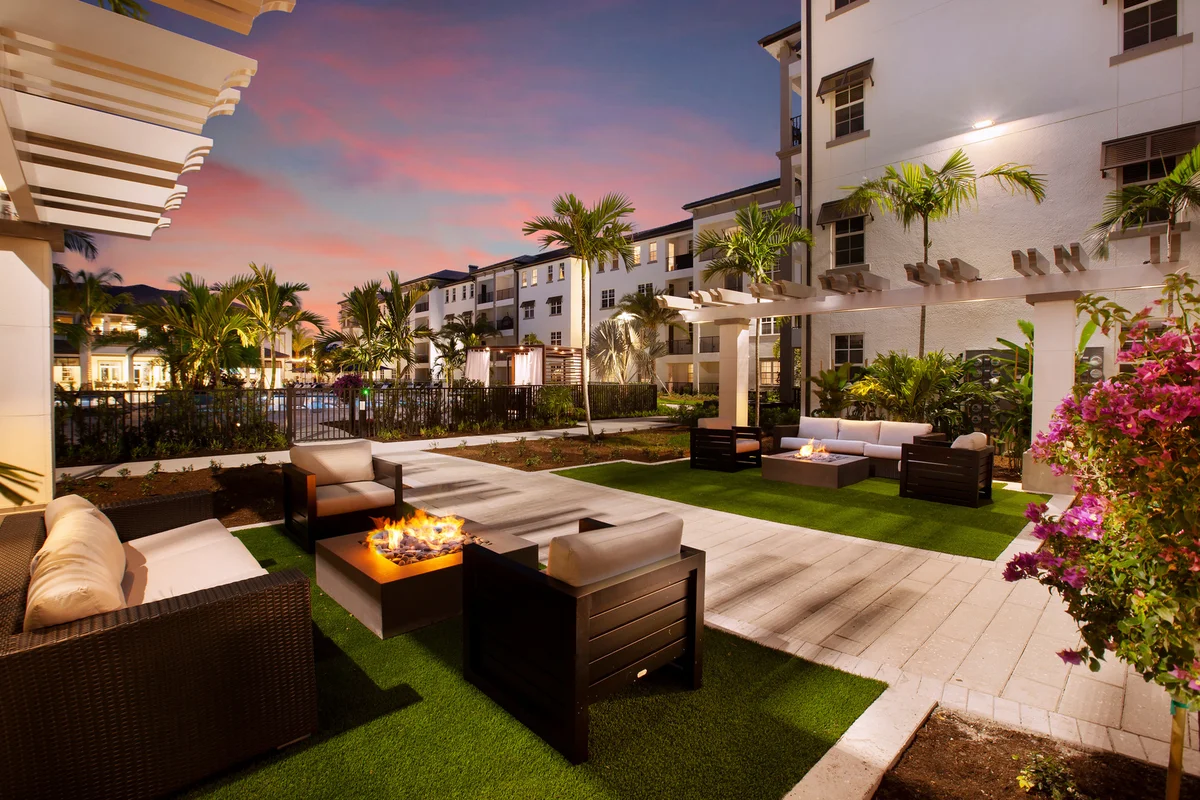 Inspira Luxury Apartments in Naples Florida