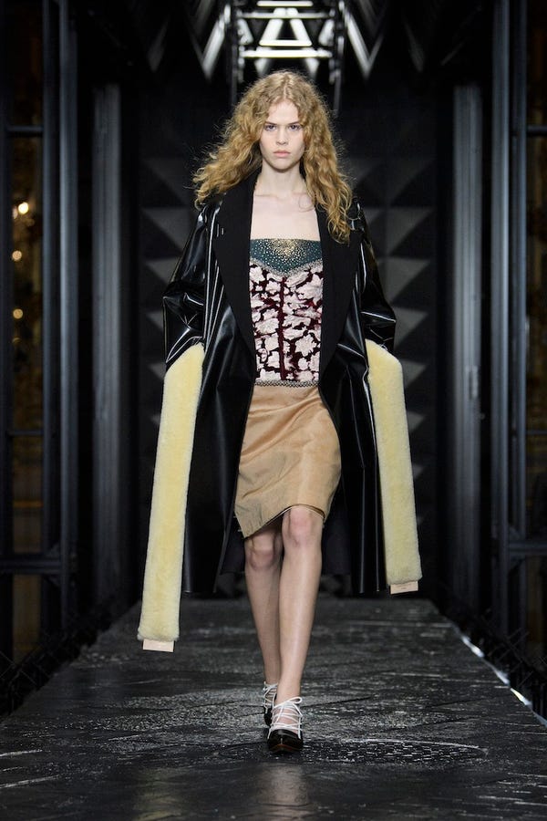 MANIFESTO - WHAT IS FRENCH STYLE?: Louis Vuitton's Fall-Winter 2023  Womenswear Collection