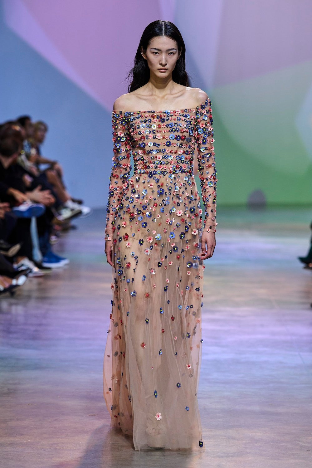 The 'Clean Girl' Aesthetic Takes Over the Elie Saab Spring/Summer 2023 ...