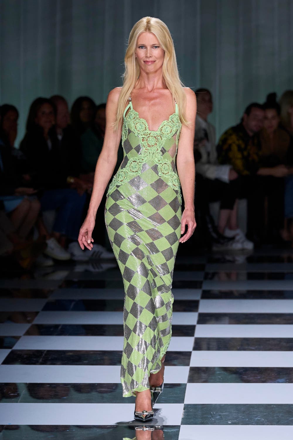 Versace Strikes an Accord Between Minimalism and Nostalgia