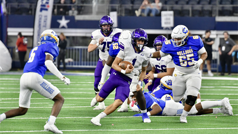 Seth Parr gambled on Anna's growth, resulting in the Coyotes' first state championship