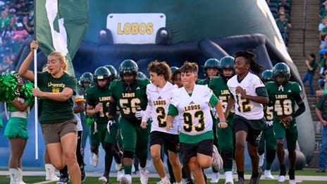 The Tre Way: Longview sophomore QB leads comeback OT victory in first start