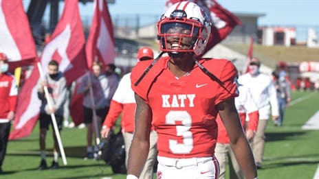 SEC Catching the Eye of Top 2022 DB Bobby Taylor Ahead of State Title Showdown