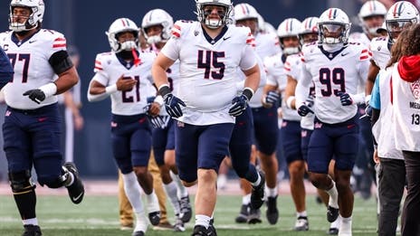 Texas adds 6-foot-6 defensive tackle in transfer portal