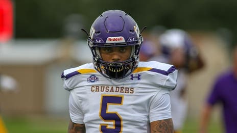Small College Recap: Mary Hardin-Baylor inches towards national title rematch