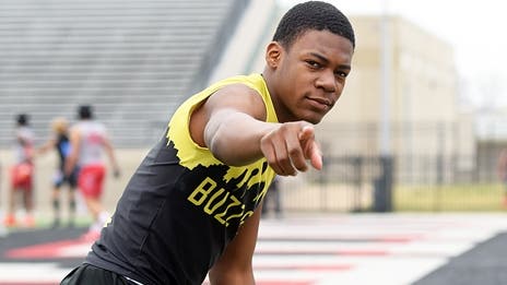 2021 Cedar Hill WR Jaedon Wilson Talks Early College Interest