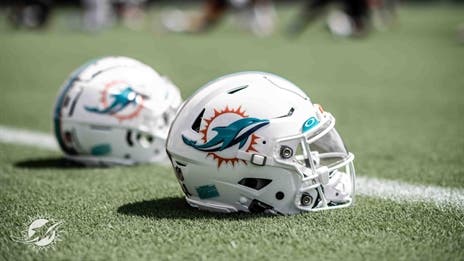 Sources: Texas to hire Miami Dolphins assistant to be defensive line coach