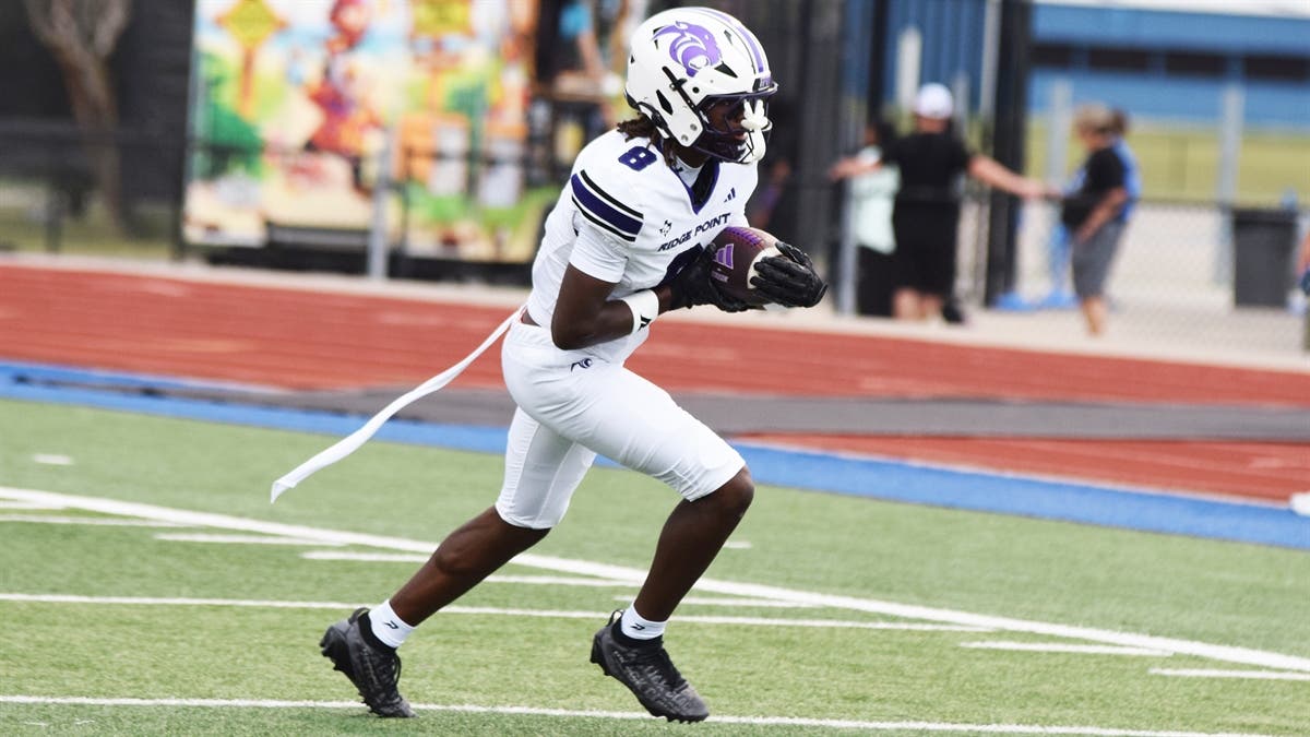 Adrian Peterson Jr. Is Carving His Own Path at WR