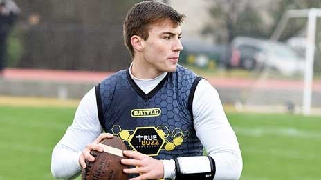 Weatherford QB Ken Seals Makes the Call