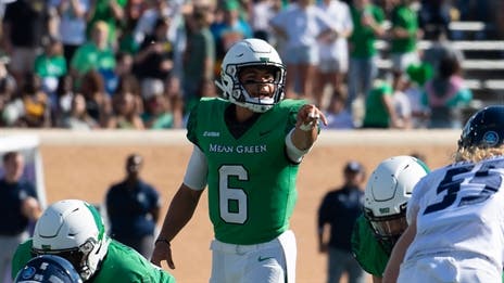 North Texas-FAU recap: Mean Green survive injury scare, expel late-game demons
