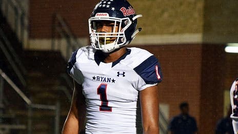 Focus 2021 - DE Ja'Tavion Sanders an Emerging Force