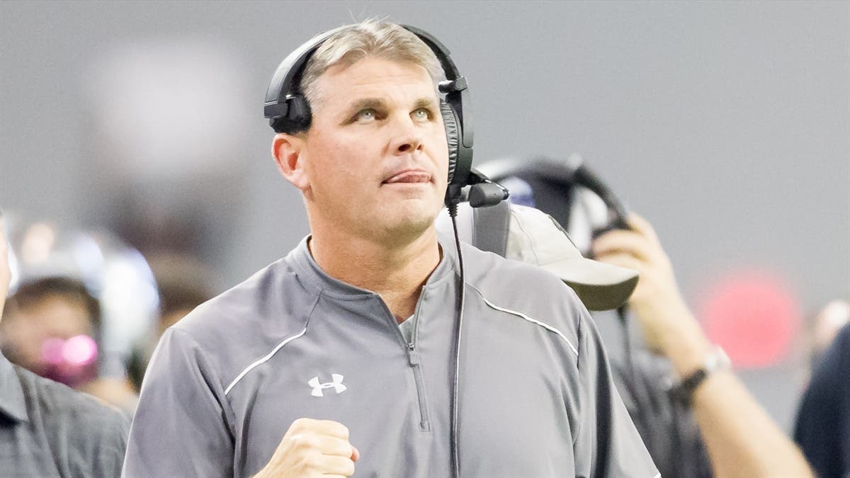 This Week in TXHSFB: What's next for John Walsh and Denton Guyer? Slaton and Tulia Open and Lancaster Loses Two Assistants