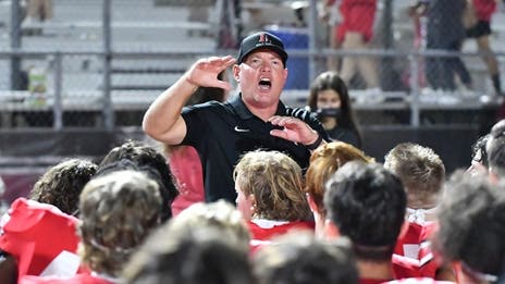SFA hires decorated Texas high school football coach as OC