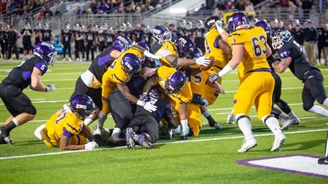 Small College Preview: No. 14 Hardin-Simmons at No. 1 Mary Hardin-Baylor highlights week ahead