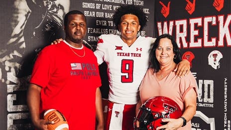 Lloyd "Chubby" Jones III: Do-it-all athlete, Texas Tech commit and ... raising show pigs?