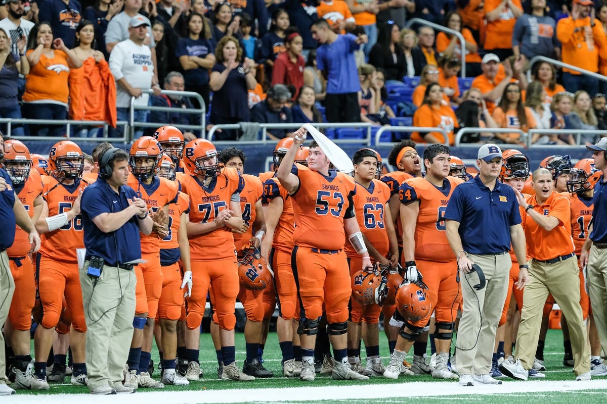 Stepp's 10 Thoughts from Week 9 of the TXHSFB Season: Snapshot Day and Corpus Christi Miller Does it Again!