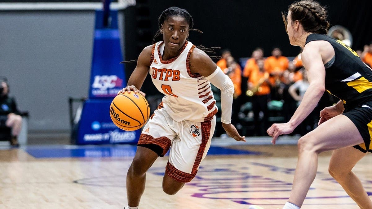 Storylines, rare occurrences, and a 3 OT classic highlight LSC women’s quarterfinals