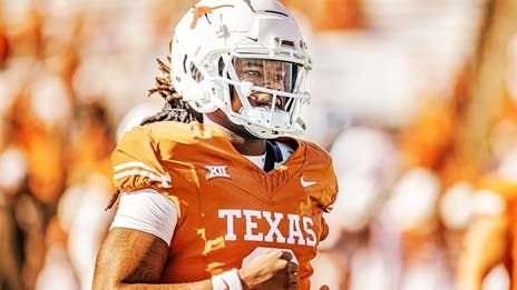 Maalik Murphy guides Texas to win in first-career start, keeps Texas's Big 12 Championship hopes alive