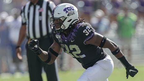Week 10 Helmet Stickers: Massive game for Mathis, Turning the Page and a Special Teams Gunner?