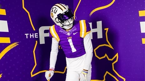 From DVille to The Boot: Five-Star 2025 WR Dakorien Moore commits to LSU