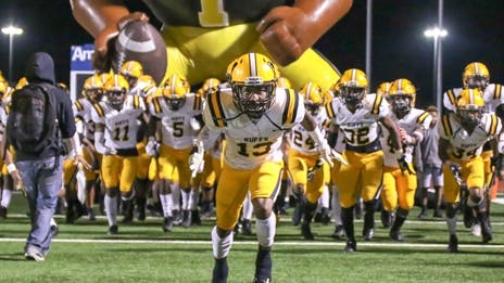 Looking back: Fort Bend Marshall vs. Huntsville, 2018 5A DII regional final (UNREAL FINISH)